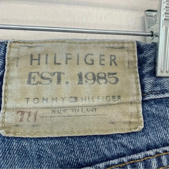 Tommy Hilfiger Jeans Men 36X30  Freedom  Jeans Straight  Leg 100% Cotton - Picture 4 of 11